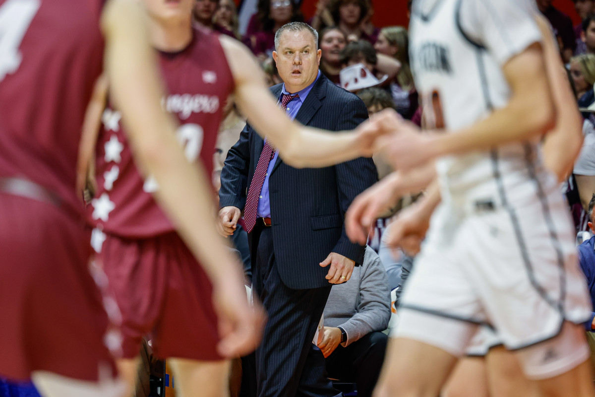 Benton Byron Illinois boys basketball March 7 2024 Nate Latsch 26546